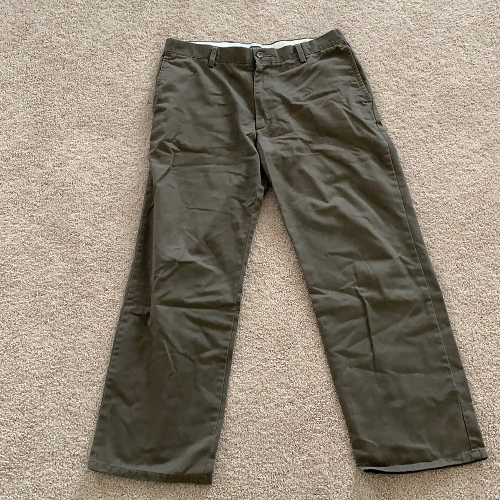 Dockers - olive green/brown chinos